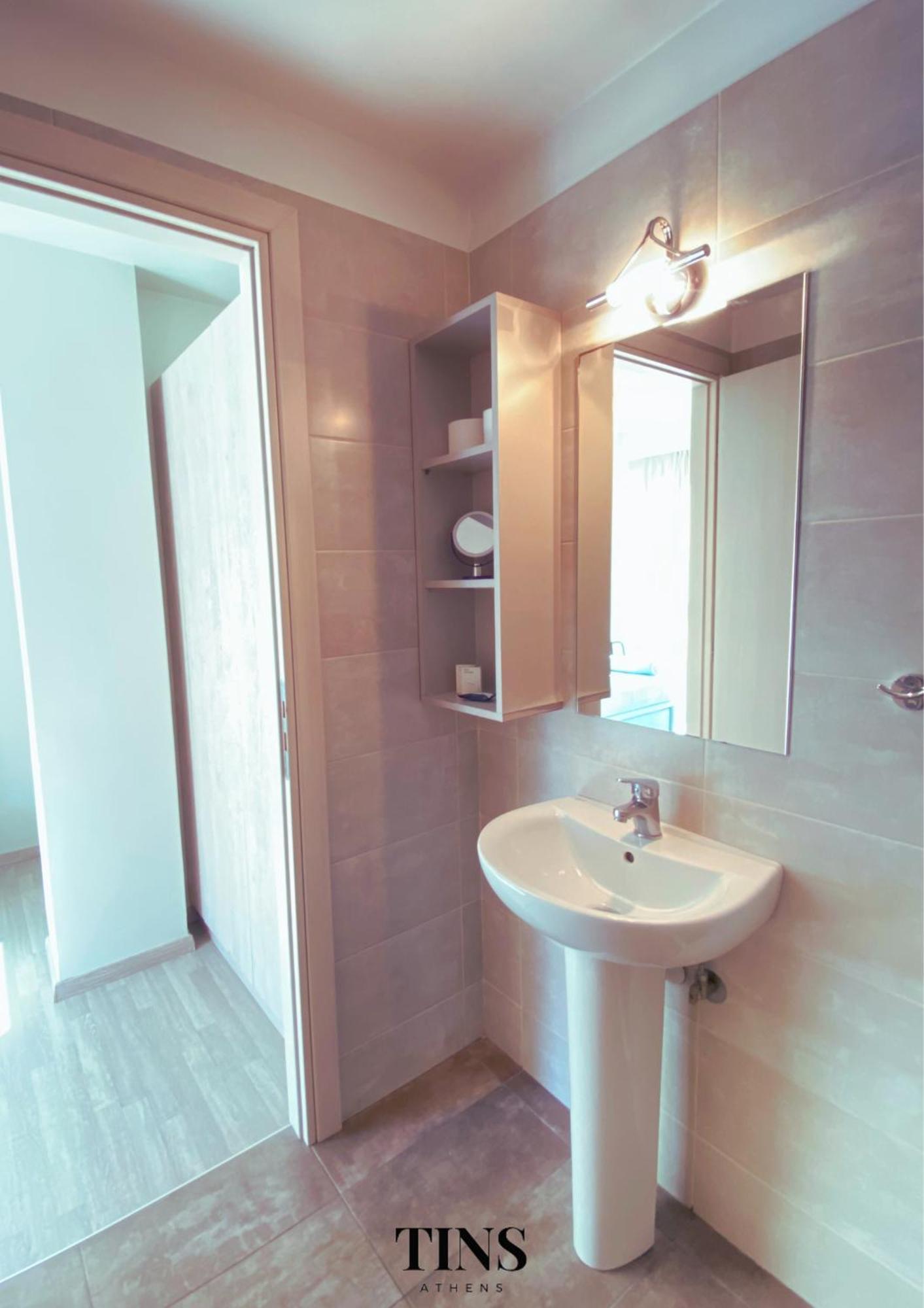 Tins Boutique Suites Athènes Extérieur photo
