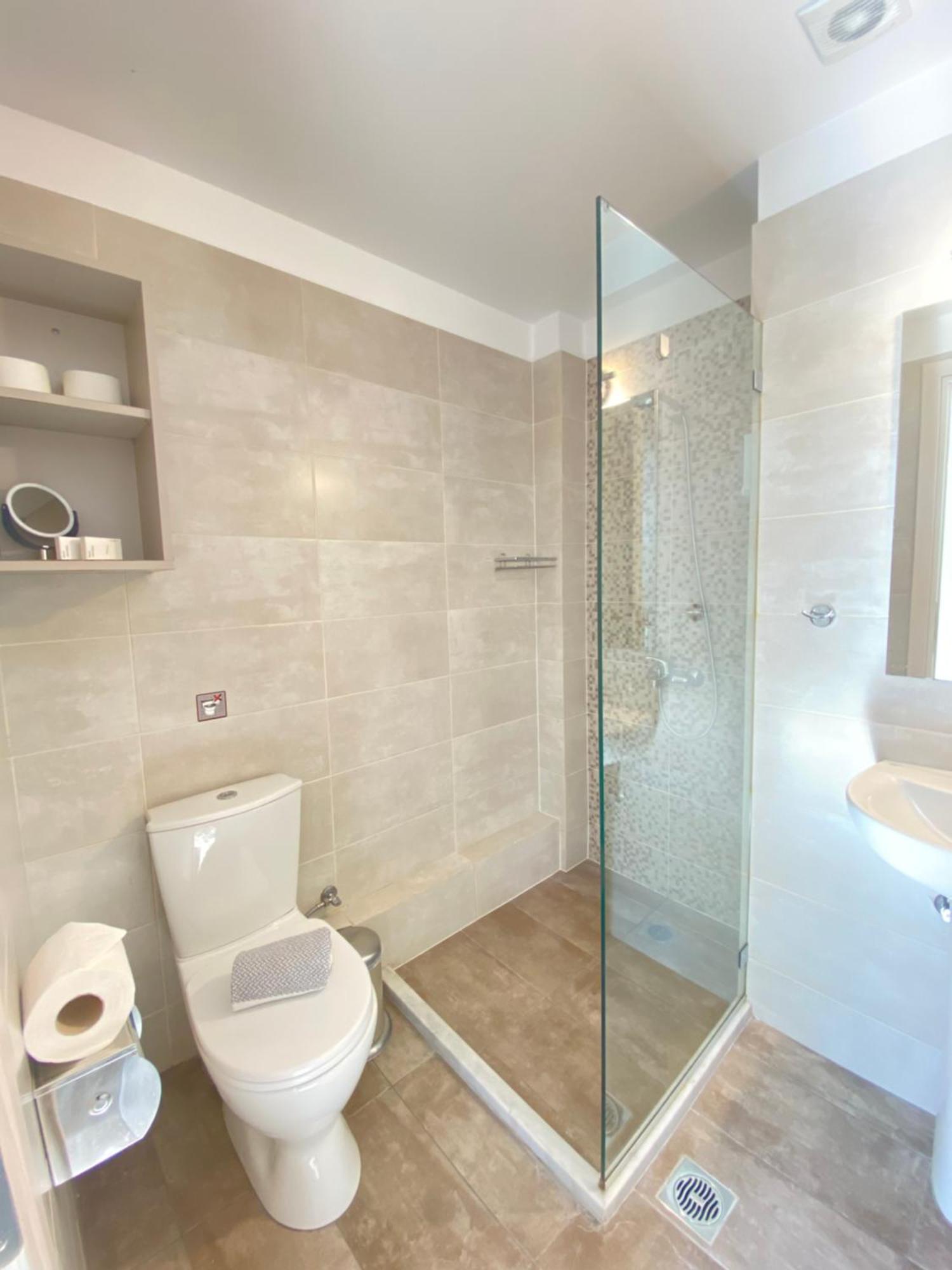 Tins Boutique Suites Athènes Extérieur photo