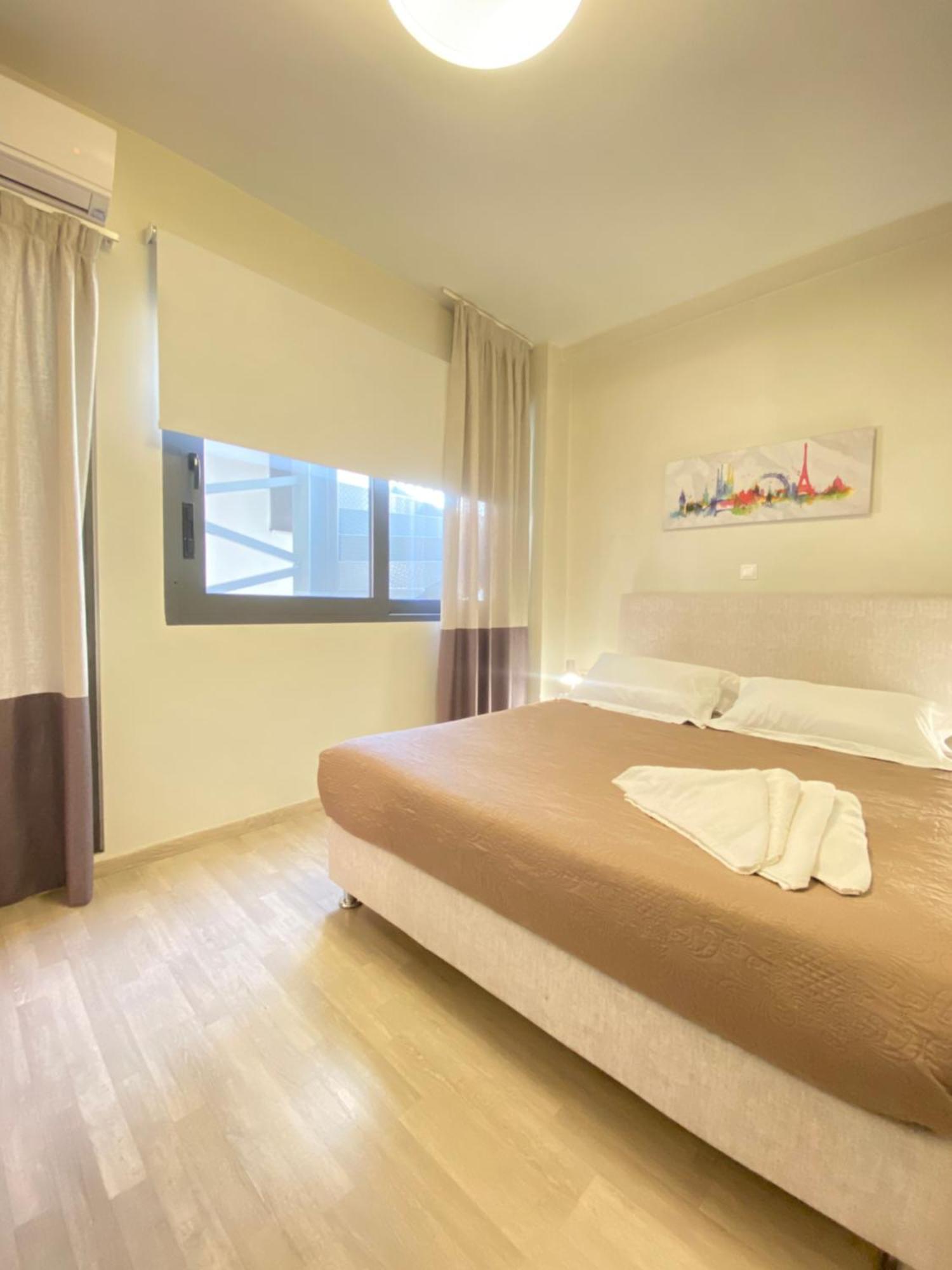 Tins Boutique Suites Athènes Extérieur photo