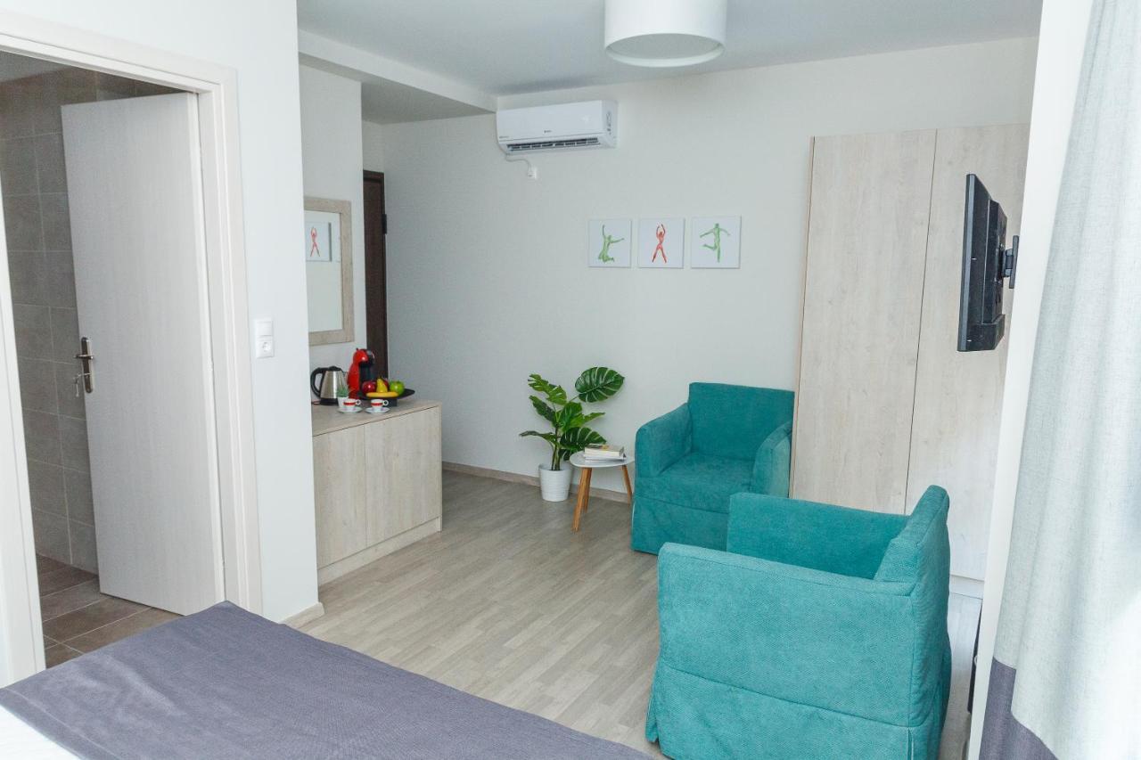 Tins Boutique Suites Athènes Extérieur photo