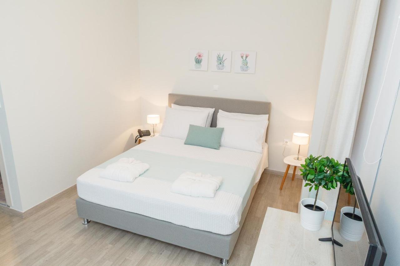 Tins Boutique Suites Athènes Extérieur photo