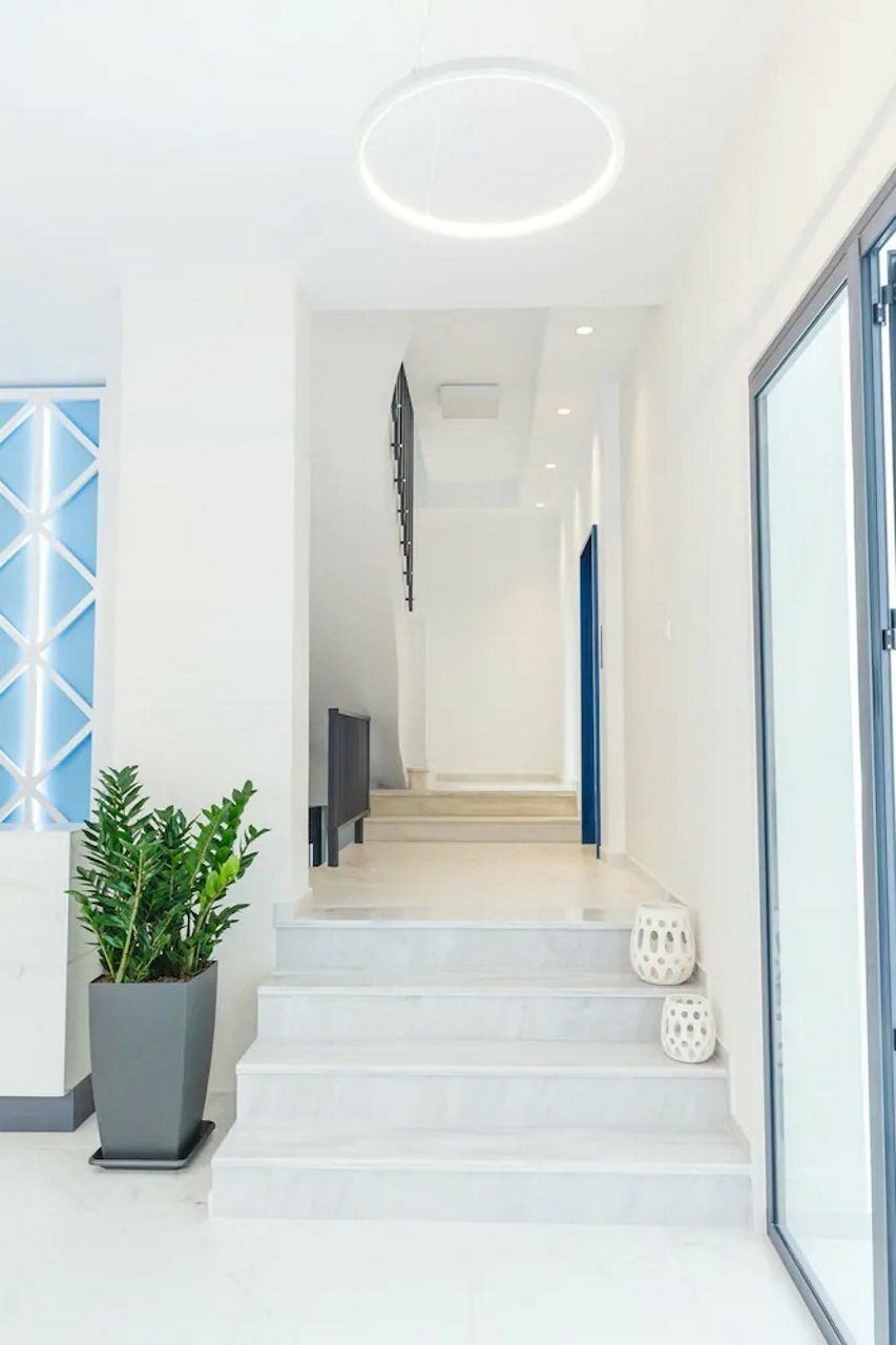 Tins Boutique Suites Athènes Extérieur photo