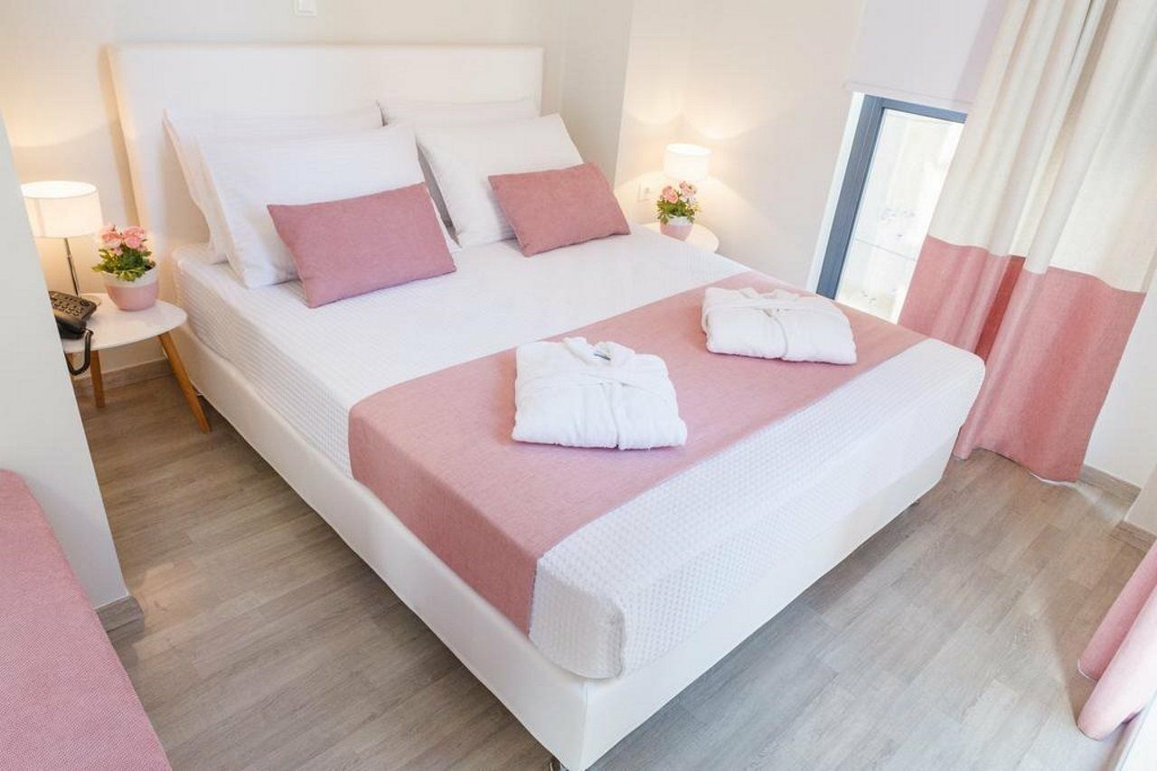 Tins Boutique Suites Athènes Extérieur photo